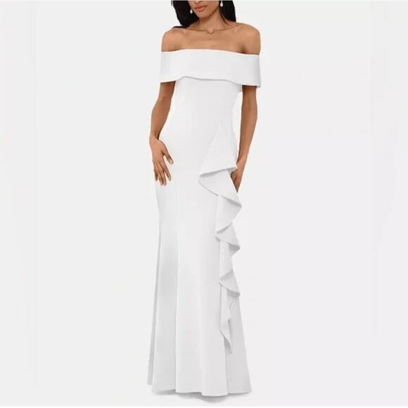 NWT Betsy & Adam White Off Shoulder Ruffle Maxi Sheath Mermaid Gown - Picture 1 of 9